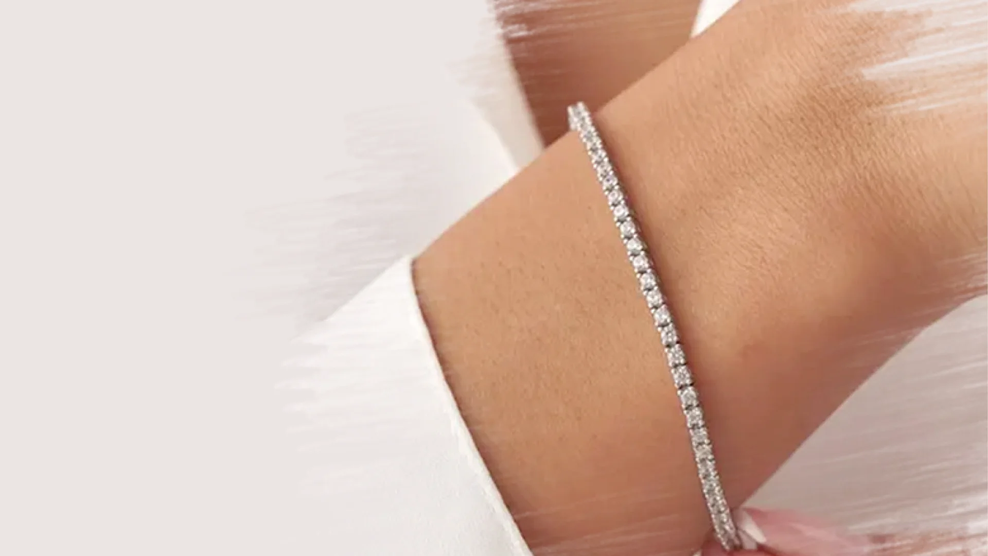 Lab Grown Diamond Buying Guide lab grown diamond jewelry, lab grown diamond engagement rings, custom lab grown engagement rings, diamond solitaire, diamond engagement ring, custom diamond jewelry, sustainable diamonds, Katanoff New York